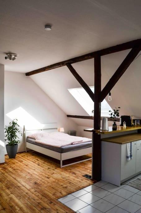 Schoene Dachgeschosswohnung Nahe Koeln Zewnętrze zdjęcie