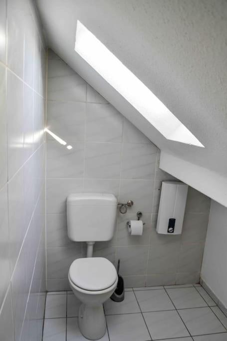 Schoene Dachgeschosswohnung Nahe Koeln Zewnętrze zdjęcie